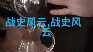 偷窥闺房-纤尘扑面一个无意中窥见的女子世界